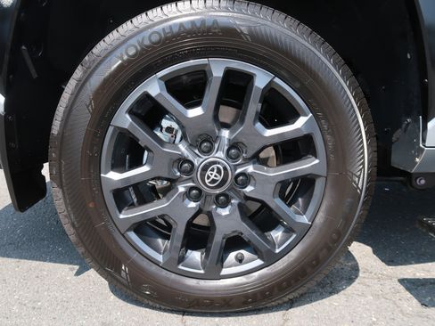 Used 2026 Toyota Sequoia Platinum AWD/4WD image 49