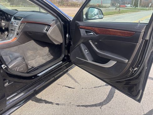 Used 2010 Cadillac CTS Luxury image 22