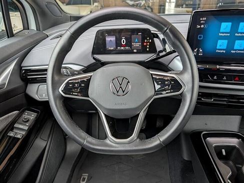 Used 2023 Volkswagen ID.4 Pro image 21