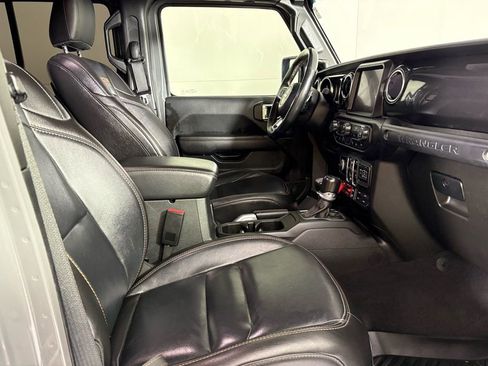 Used 2021 Jeep Wrangler Unlimited Rubicon w/ Trailer Tow Package image 15