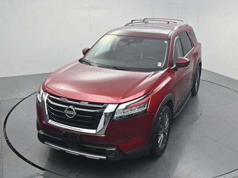 Used 2023 Nissan Pathfinder SL w/ SL Premium Package AWD/4WD image 52