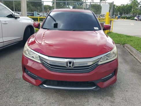 Used 2017 Honda Accord Sport image 2