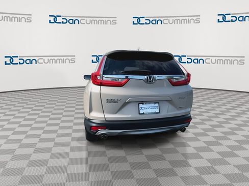 Used 2018 Honda CR-V Touring image 7