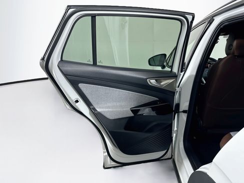Used 2023 Volkswagen ID.4 Pro RWD image 26