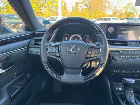 Used 2020 Lexus ES 350 w/ Premium Package FWD image 23