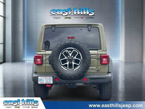 Used 2026 Jeep Wrangler Unlimited Rubicon w/ Steel Bumper Group AWD/4WD image 4