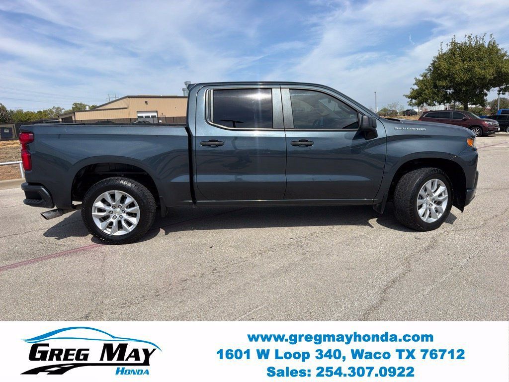 Used 2021 Chevrolet Silverado 1500 Custom RWD image 2
