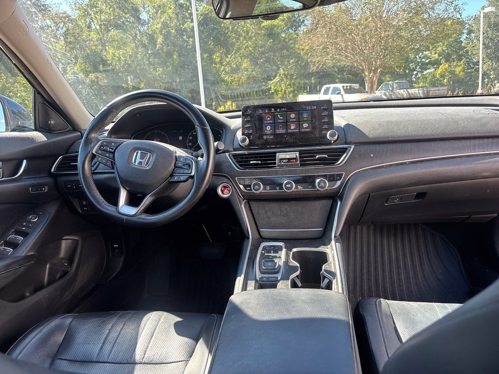 Used 2018 Honda Accord Touring image 14