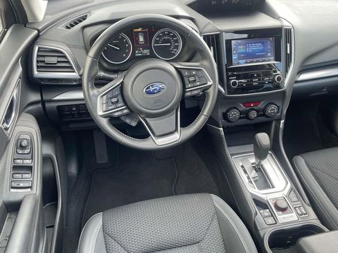 Used 2023 Subaru Forester Premium image 13