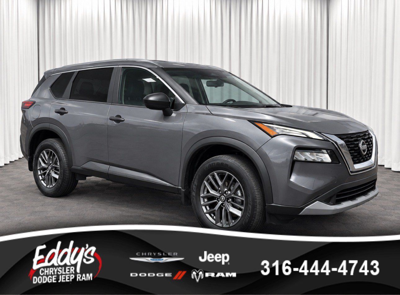 Used 2023 Nissan Rogue S FWD image 1