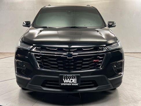 Used 2023 Chevrolet Traverse RS FWD image 9