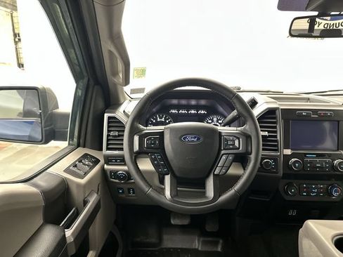 Used 2020 Ford F150 XLT w/ Equipment Group 302A Luxury AWD/4WD image 14