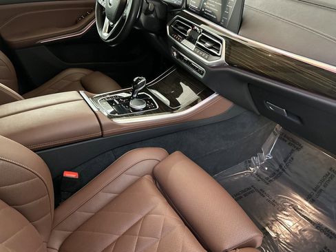 Used 2023 BMW X5 sDrive40i w/ Climate Comfort Package image 32