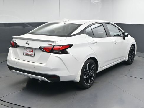 New 2025 Nissan Versa SR w/ Trunk Package FWD image 7