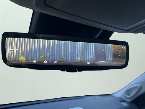 Used 2025 Toyota Highlander Platinum image 43