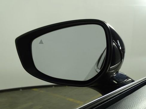 Used 2024 MAZDA MAZDA3 s image 34