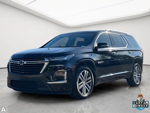 Used 2023 Chevrolet Traverse High Country w/ LPO, Floor Liner Package AWD/4WD image 2