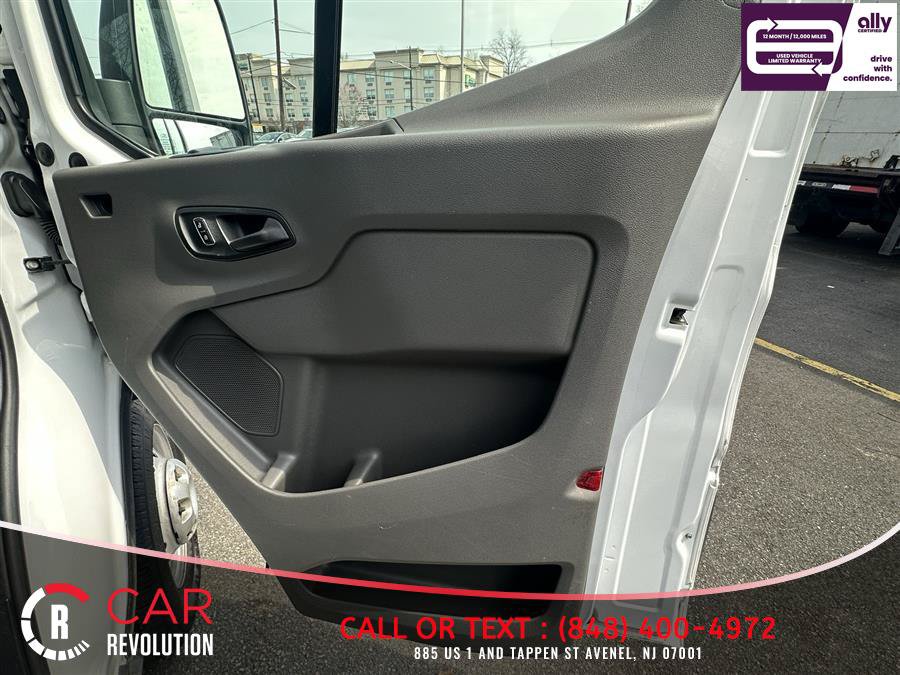 Used 2022 Ford Transit 250 148 High Roof AWD image 44