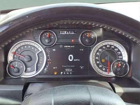 Used 2019 RAM 1500 Classic SLT w/ Luxury Group image 22