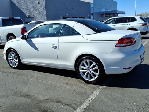 Used 2012 Volkswagen Eos Komfort image 2