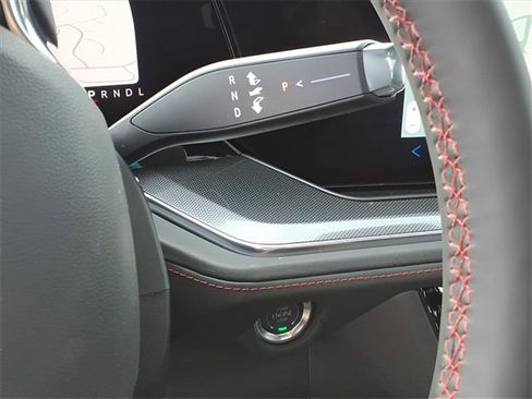 New 2026 Chevrolet Suburban RST image 13