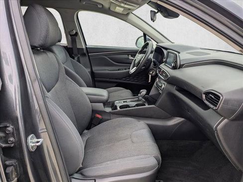 Used 2020 Hyundai Santa Fe SE image 19