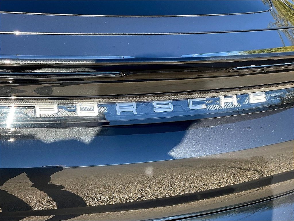 Used 2021 Porsche Taycan 4S w/ Premium Package AWD/4WD image 23