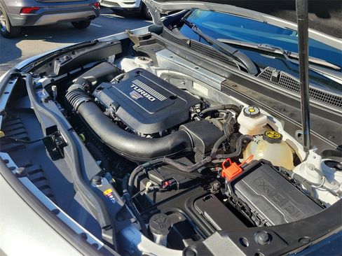 Used 2023 Cadillac XT4 Premium Luxury image 11