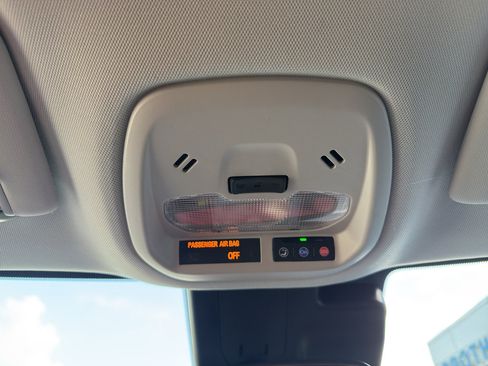 New 2026 Chevrolet Trax ACTIV FWD image 25