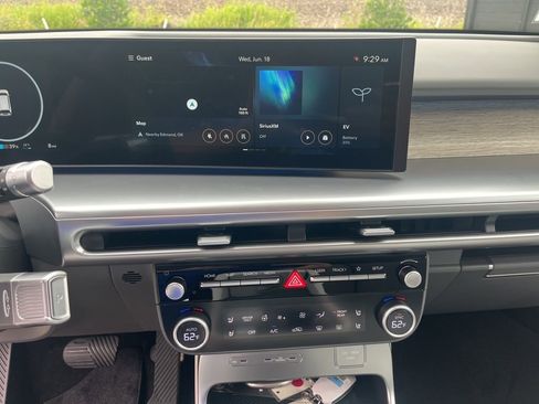 New 2026 Hyundai Ioniq 9 SEL image 16