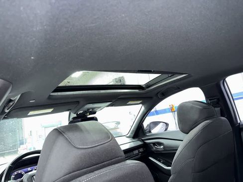 Used 2023 Honda Accord Sport image 24