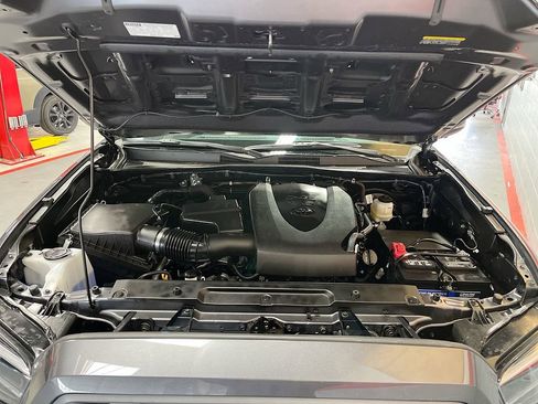 Used 2023 Toyota Tacoma TRD Sport w/ Advanced Technology Package AWD/4WD image 28