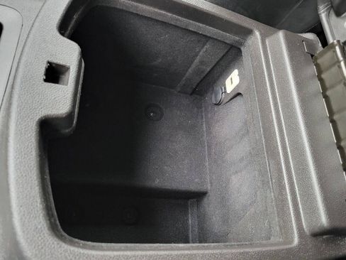 Used 2014 GMC Yukon SLT AWD/4WD image 21