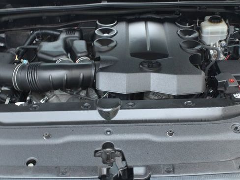 Used 2015 Toyota 4Runner SR5 Premium image 20