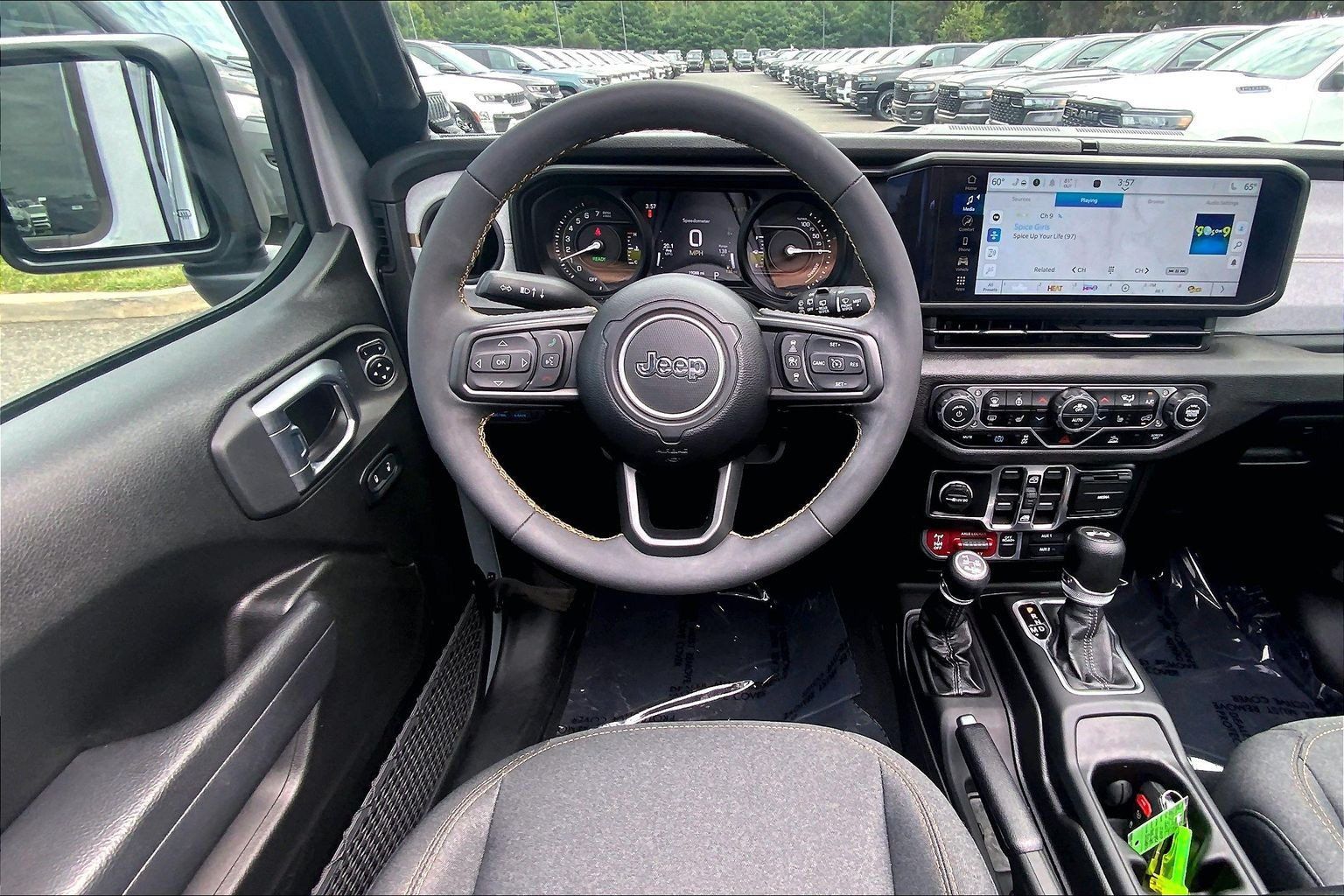 Certified 2024 Jeep Wrangler Unlimited AWD/4WD image 5
