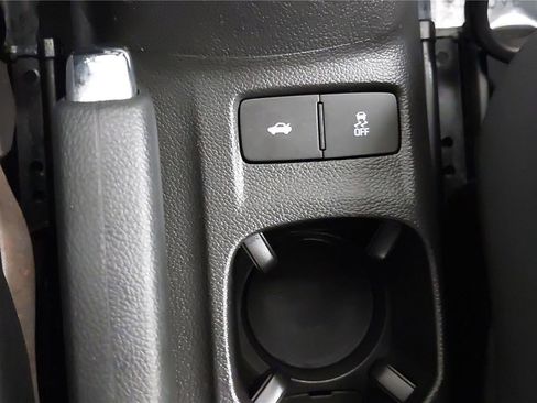 Used 2019 Chevrolet Sonic LT image 29