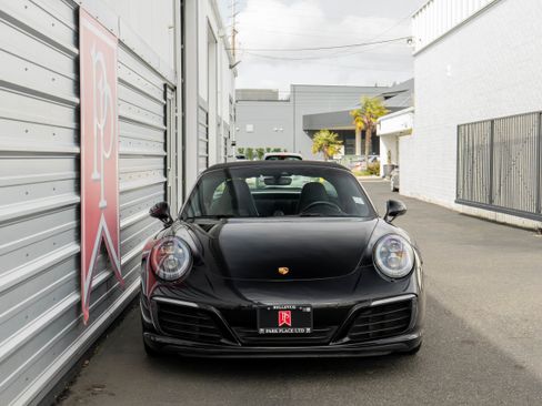 Used 2018 Porsche 911 Targa 4S image 34