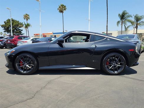 New 2025 Nissan Z Performance w/ Floor Mat Package image 18