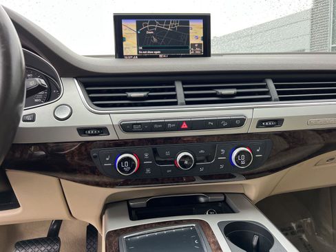 Used 2019 Audi Q7 2.0T Premium AWD/4WD image 29