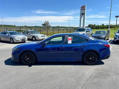 New 2026 Toyota Camry SE w/ Convenience Package