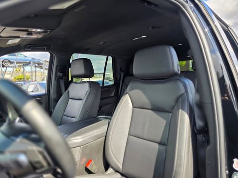 Used 2025 Chevrolet Tahoe LT AWD/4WD image 14