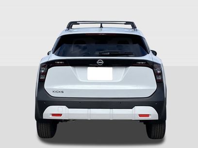 New 2026 Nissan Kicks SV w/ Cold Weather Package