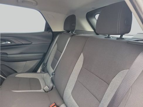 Used 2021 Chevrolet TrailBlazer LT FWD image 11