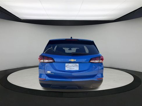 Used 2024 Chevrolet Equinox LS w/ LS Convenience Package image 6