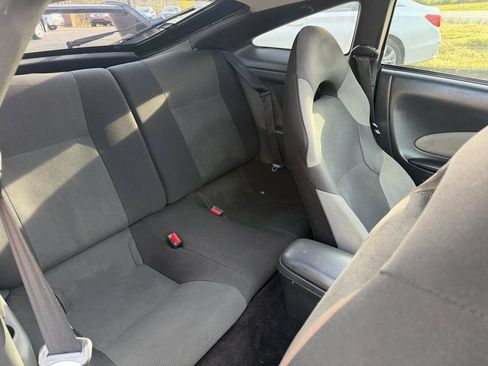 Used 2004 Toyota Celica GT image 19