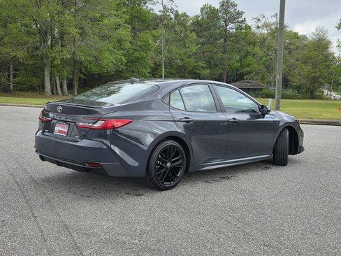 Certified 2025 Toyota Camry SE image 5