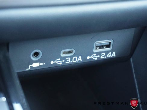 Used 2025 Subaru Outback Touring XT AWD/4WD image 41