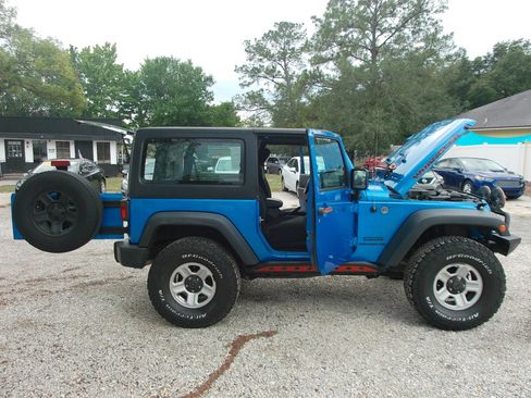 Used 2016 Jeep Wrangler Sport AWD/4WD image 29