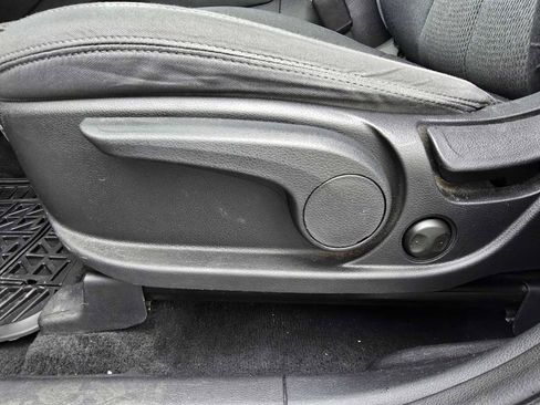 Used 2019 Hyundai Santa Fe SE AWD/4WD image 24