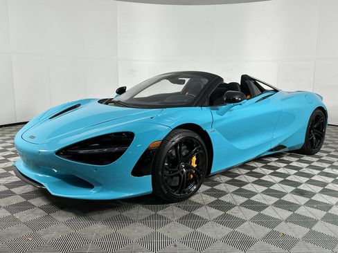 Used 2024 McLaren 750S Spider image 4